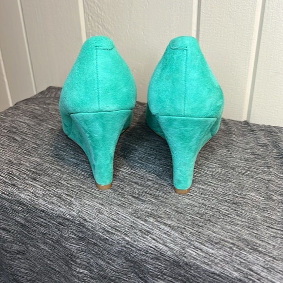 Ann Taylor Open Toe Wedge - Picture 5 of 9